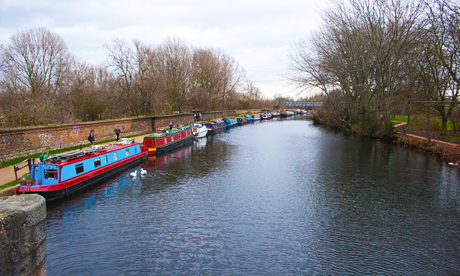 houseboaters river lea 007 houseboaters river lea