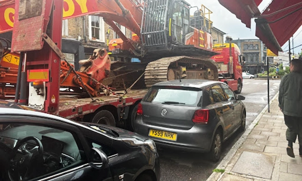 Victoria Park Road gridlock
